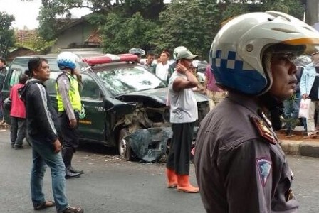 Seorang Napi Bajak Mobil Kejari Depok Hingga Tabrakan